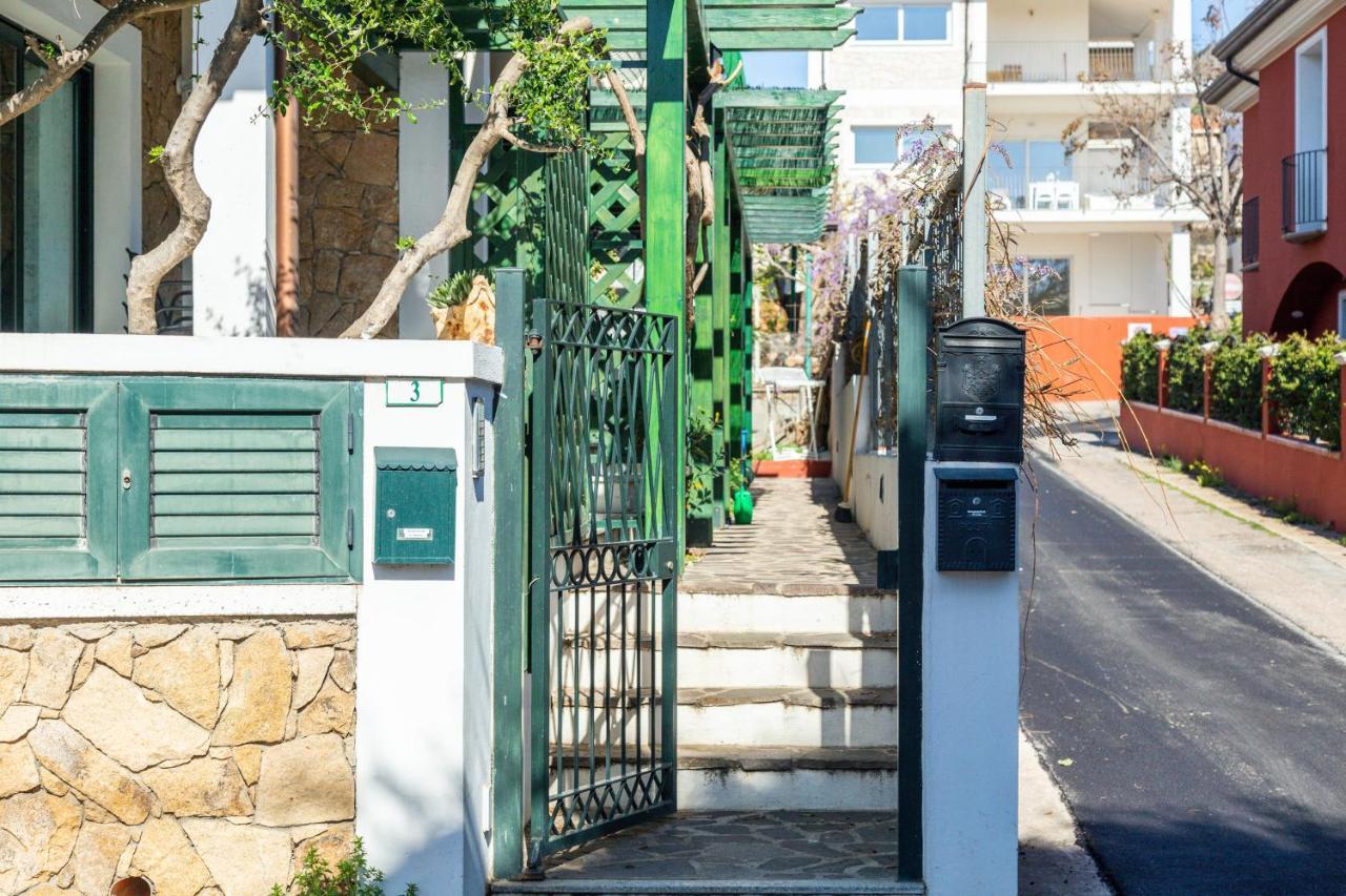 Vila Casa Perla Marina Santa Maria Navarrese Exteriér fotografie